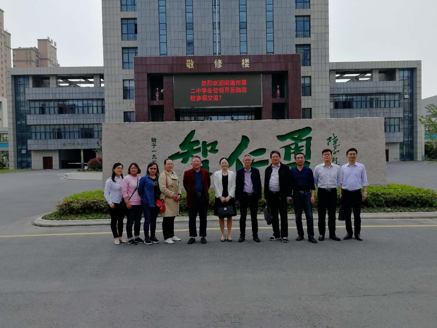 国产51社区精品视频